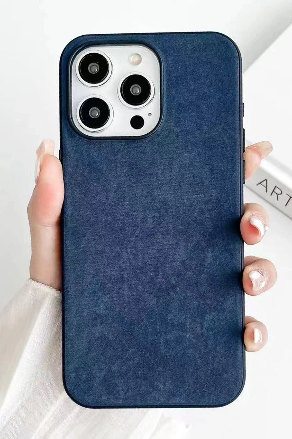 Newface iPhone 15 Pro Max Kılıf Karen Magsafe Kapak - Lacivert